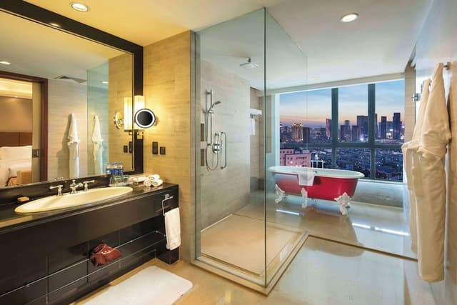 Executive Room, 1 King Bed, Club Lounge Access