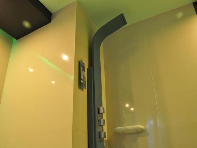 Mega Suite