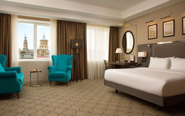 KING DELUXE ROOM