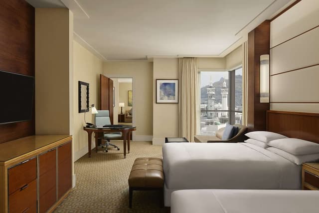 TWO QUEEN BED EXECUTIVE PARTIAL HARAM VIEW