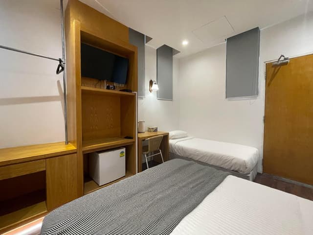 Family Room with Extra Bed - Non-Smoking