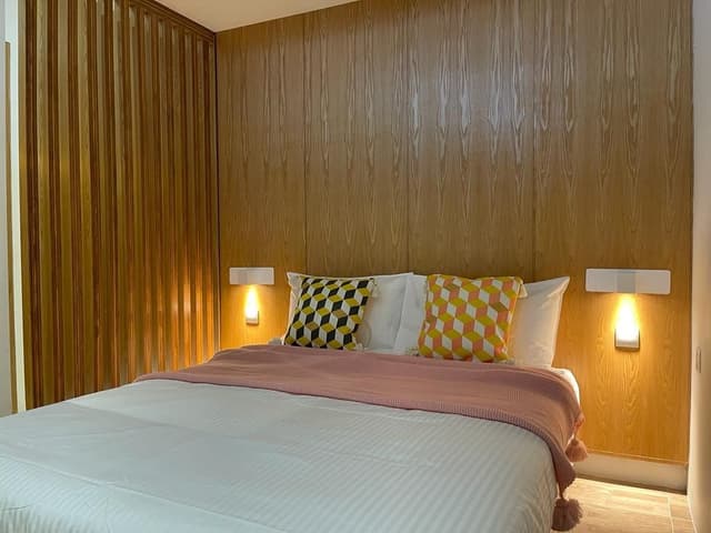 Deluxe Queen Room