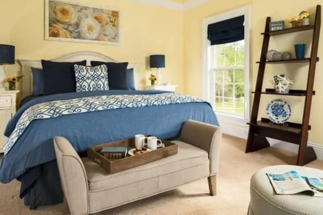 Room, 1 King Bed (Cimmaron)