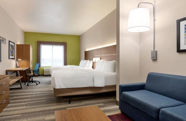 Suite, 2 Queen Beds, Accessible (Communications, Accessible Tub)