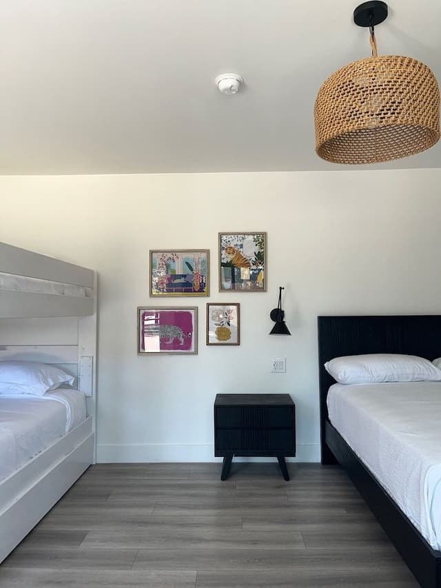 Family Single Room, Multiple Beds, Non Smoking