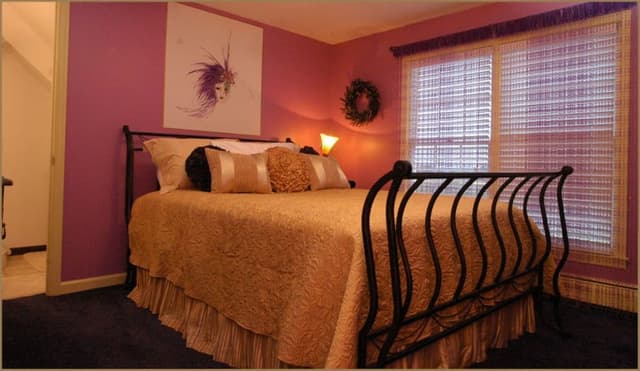 Mardi Gras Room (Mountain View, Pool View, Garden View)