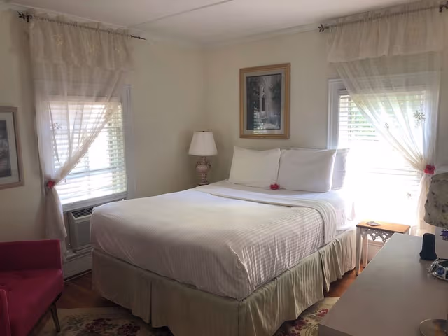 Room, Private Bathroom (Jules Masson Retreat)