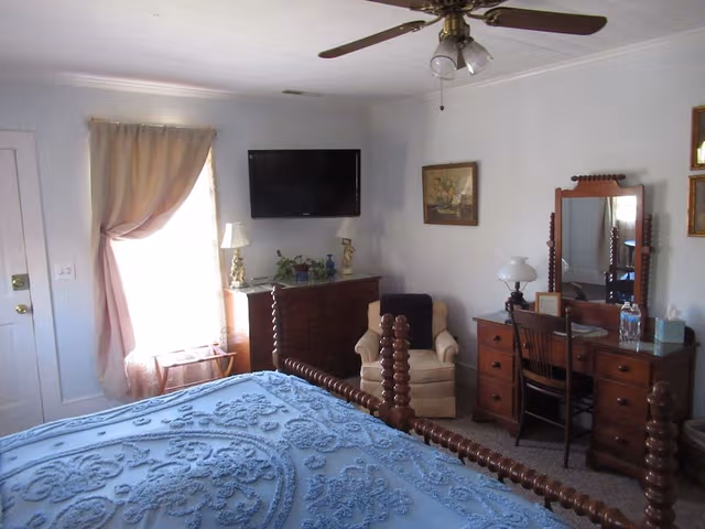 Deluxe Room, 1 King Bed