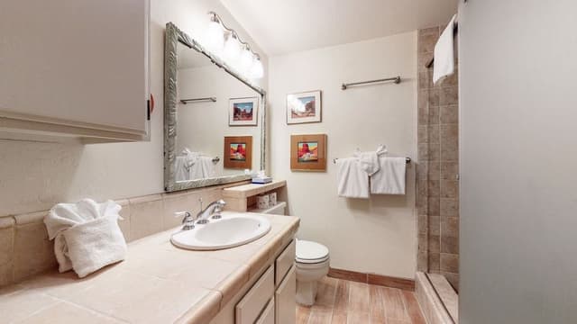 Condo, 3 Bedrooms