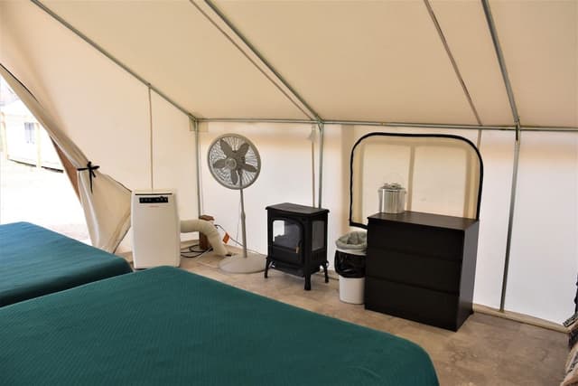 Tent (Glamping Medium)