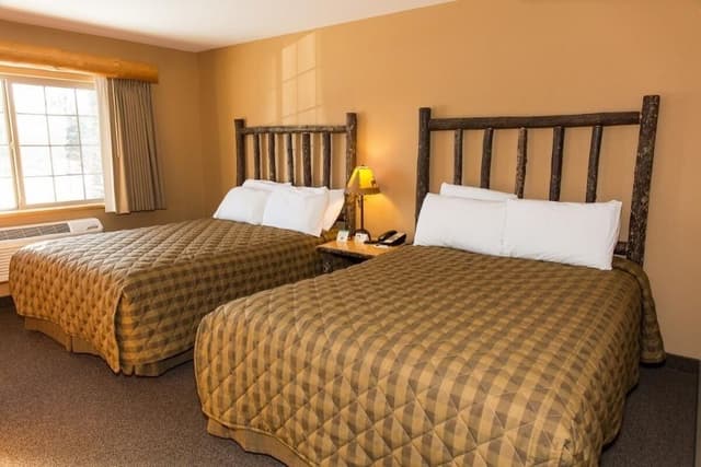 Standard Room, 2 Queen Beds, Non Smoking