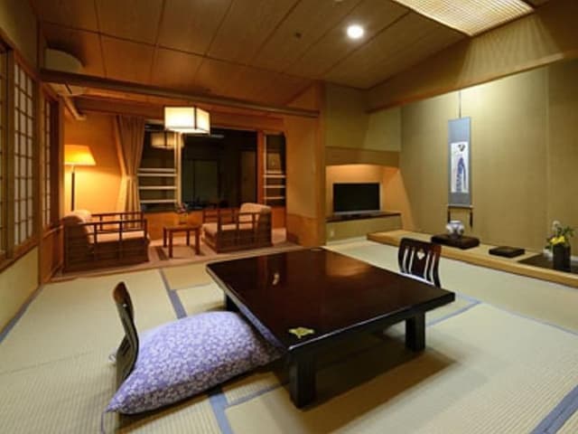 River View Japanese Style Room with 13.5 Tatami - Non-Smoking