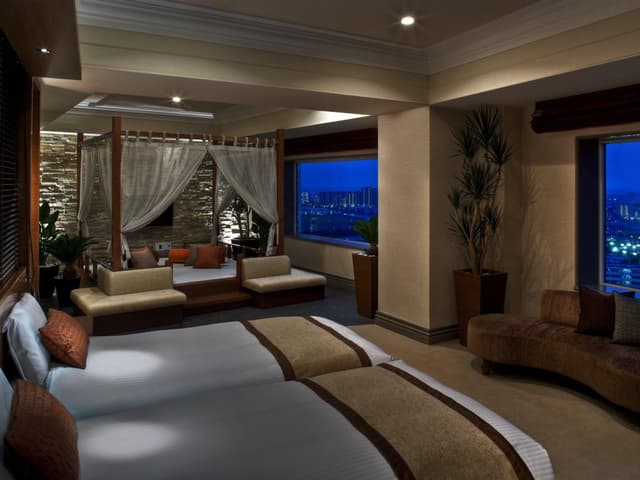 Suite Room