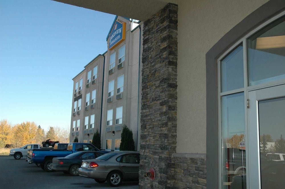Lakeview Inn and Suites Fort Saskatchewan3