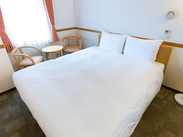 Standard Double Room, Smoking