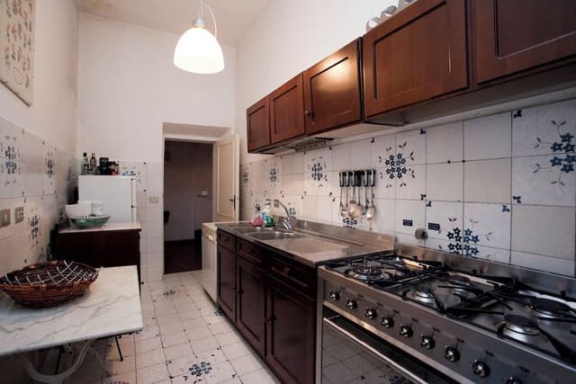 Classic 2 Bedroom Apartment (Via Giulia 89)