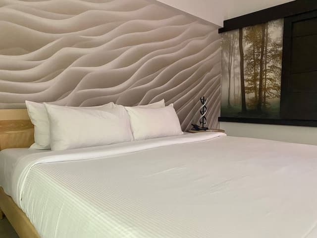 Signature Room, 1 King Bed