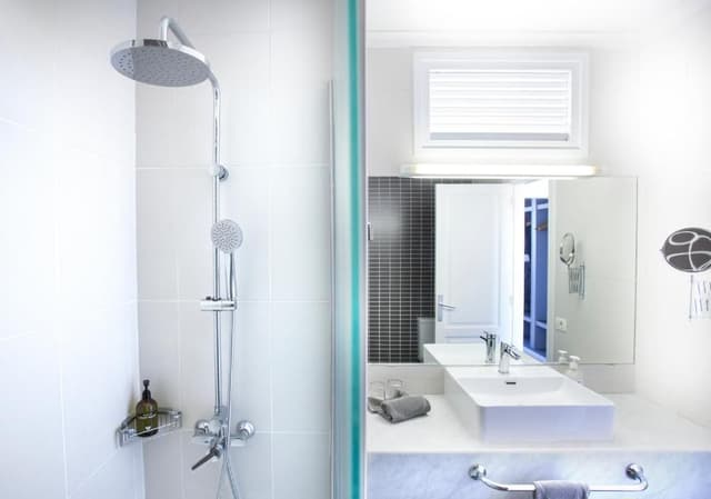 Junior Suite Estándar (2 Adultos)
