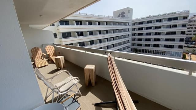 Suite Vista Piscina (2 Adultos)