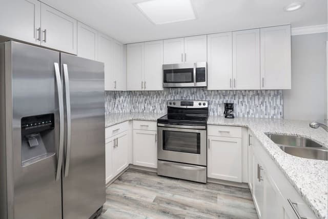 1 Bedroom 2 Queen Bed Suite (City View)
