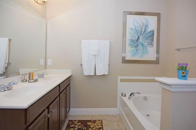 ACO PREMIUM – 5 Bed with pool and Game Room (1604)