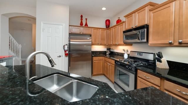 Family Townhome, Kitchen, Garden Area