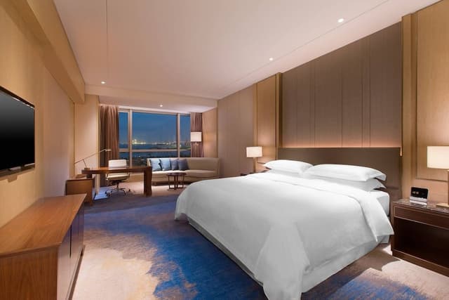 Room, 1 King Bed, Sea View