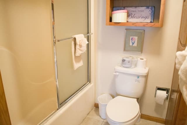 Condo, 2 Bedrooms (408)