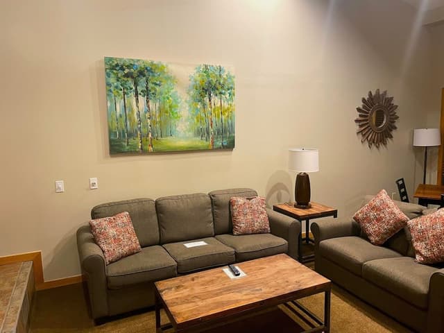 Deluxe Condo, 3 Bedrooms