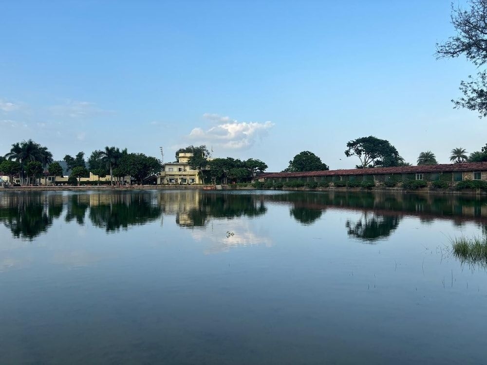 Shikarbadi Hotel1