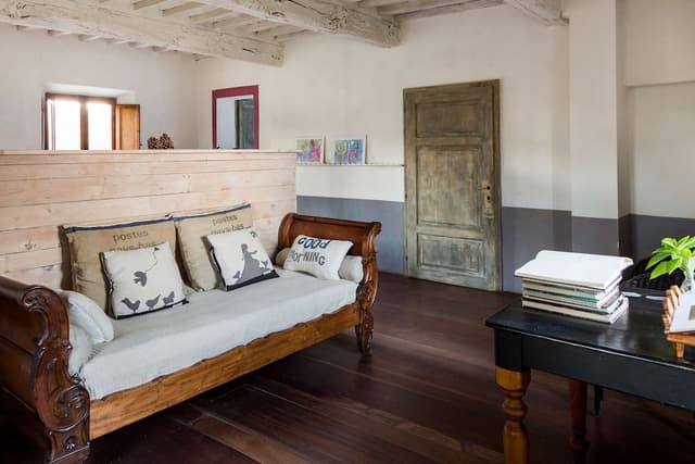 Design Suite, 1 King Bed, Hill View