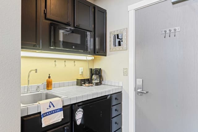 Apartment (3 Bedrooms)