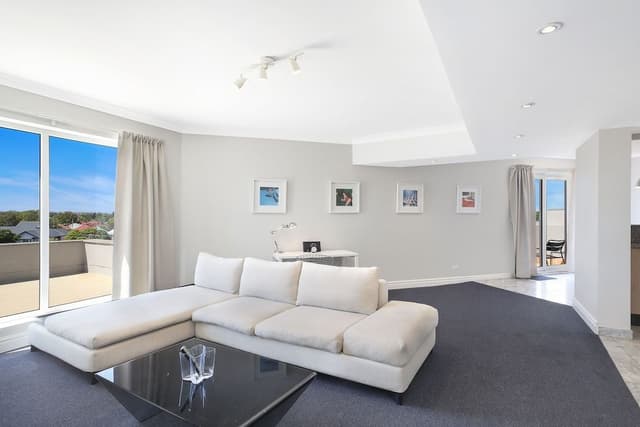 Deluxe Penthouse Two Bedroom Apartment