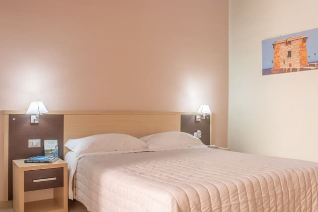 Deluxe Room, City View