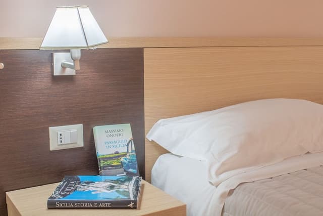 Deluxe Room, City View