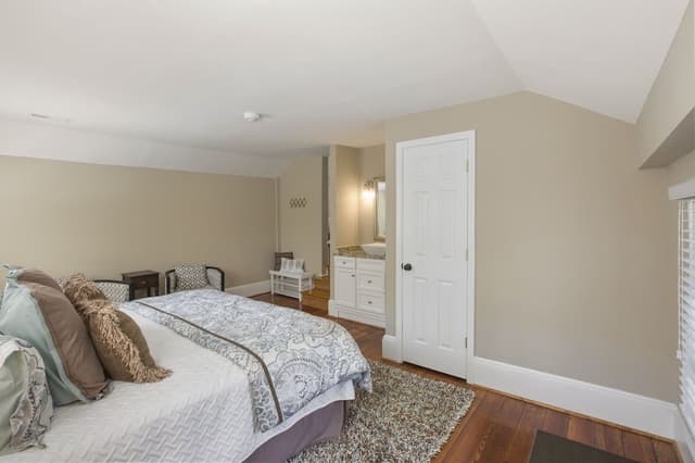 Exclusive Room
