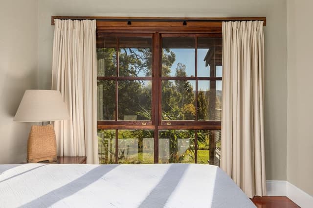 1BR Asian Cottage