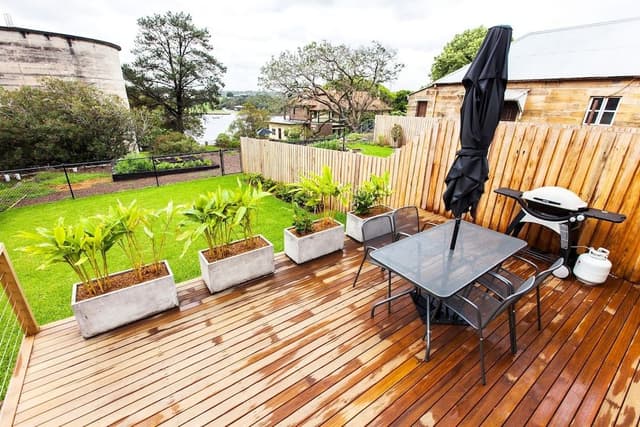 Garden Apartment (21B)