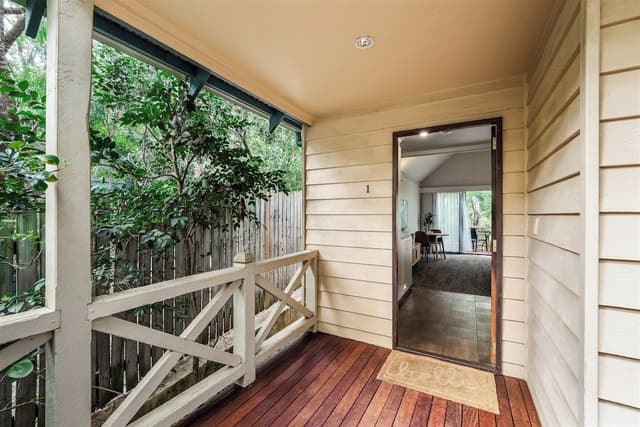 Luxury Spa Suite, Balcony - accessible by 1 flight of stairs