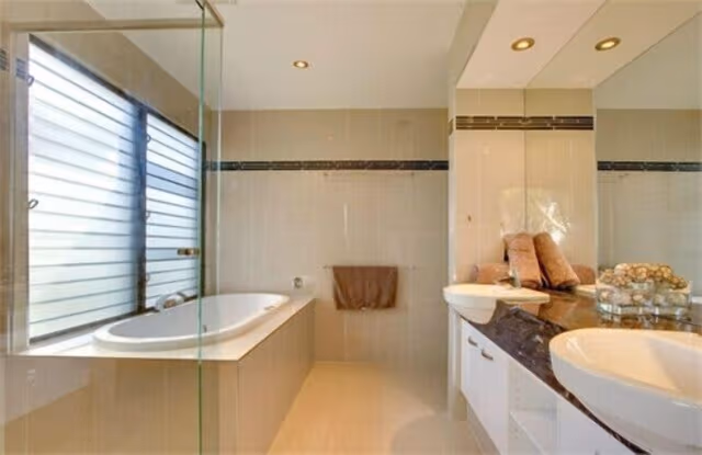 Comfort Apartment, 2 Bedrooms, 2 Bathrooms, Sea View