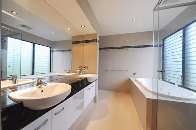 Comfort Apartment, 2 Bedrooms, 2 Bathrooms, Sea View
