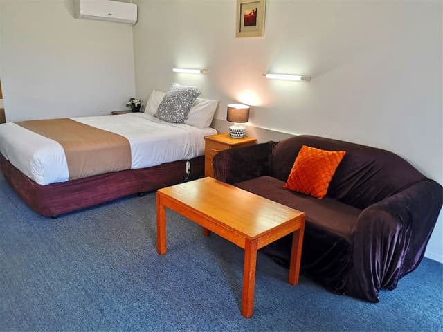 Queen Room