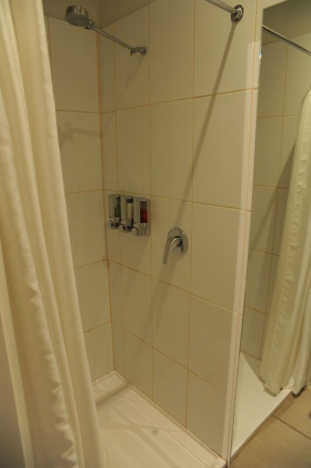 Budget Small Room