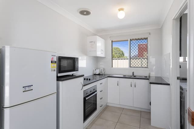 Standard Apartment, Non Smoking, Kitchen (2 bedroom unit)