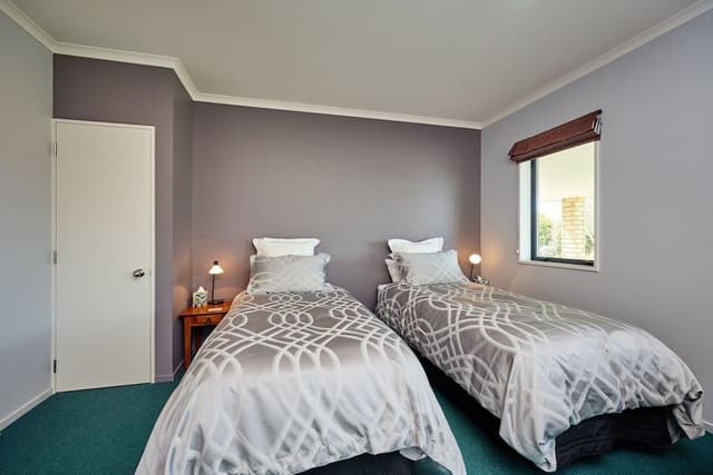 Basic Twin Room