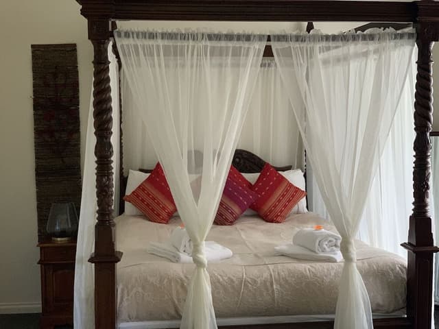The Grange Jacuzzi Suite