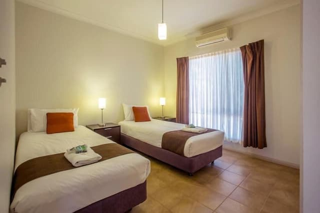 Deluxe Twin Room, Non Smoking, Balcony (Deluxe Cabin)