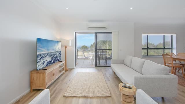 2 Bedroom Ocean Front Apartment First Floor