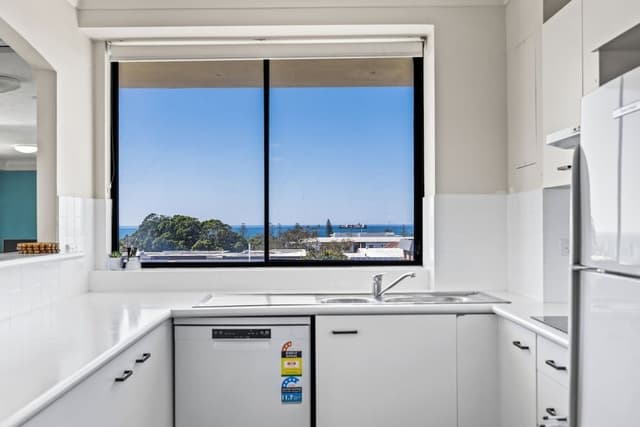Apartment, 3 Bedrooms, Ocean View (1 Queen & 4 Singles)