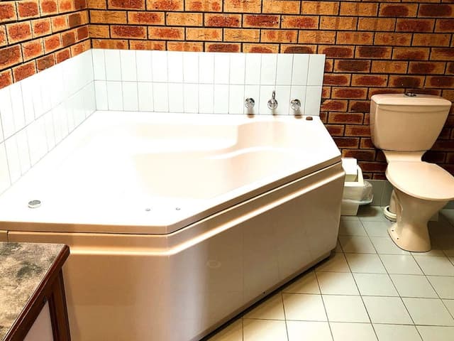 2 Bedroom Family Spa Suite